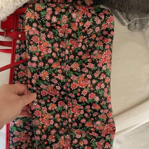 Coach Red Reversible Floral Tote Bag with insert pouch - Picture 4 of 9